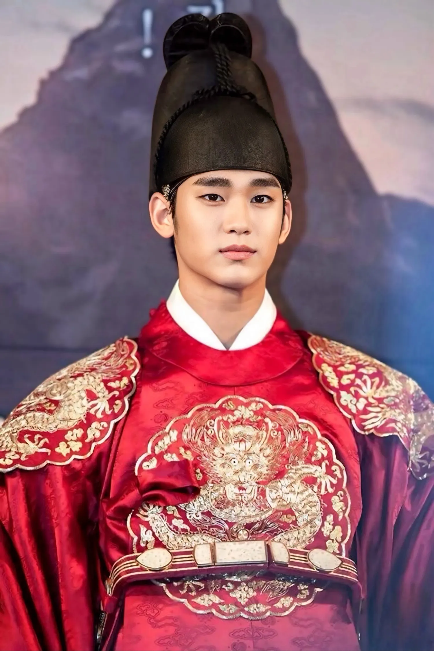 Recent activity shot of Kim Soohyun
