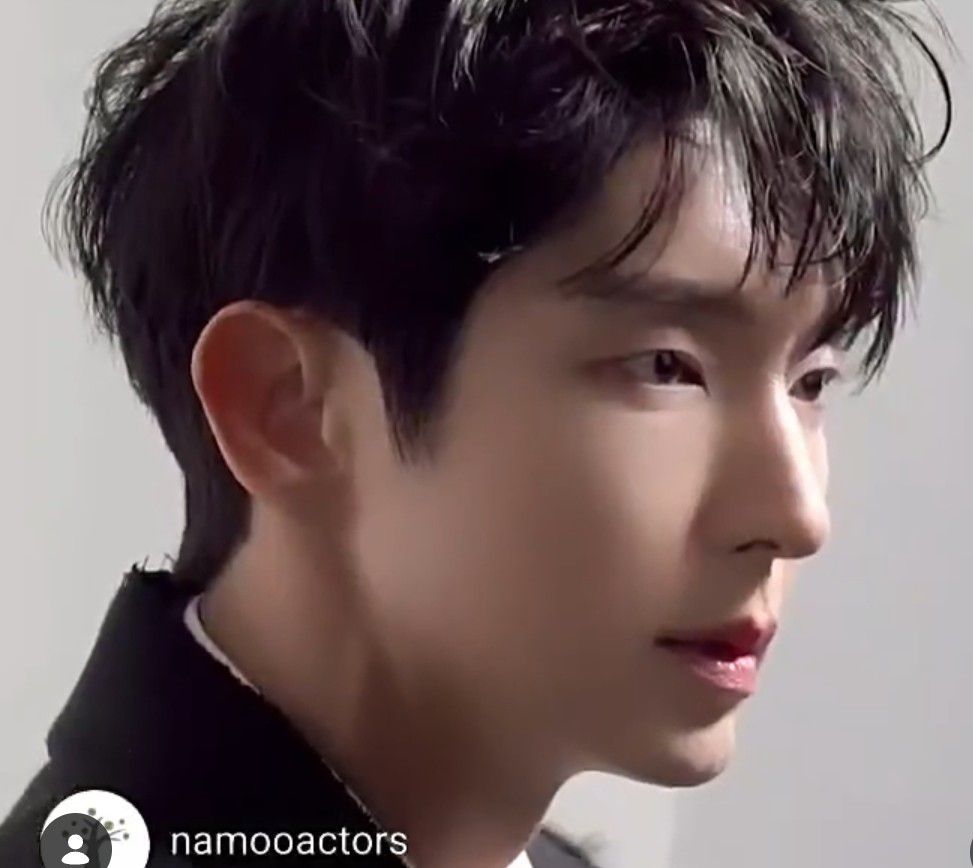 Behind-the-scenes cut of Lee Joongi