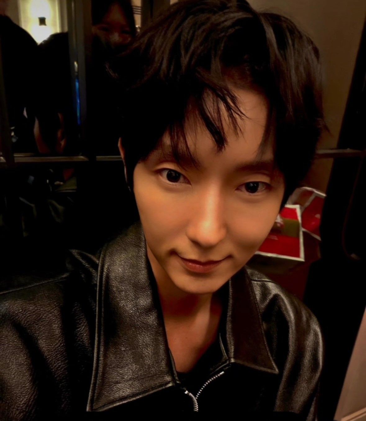 A moment captured by a fan of Lee Joongi