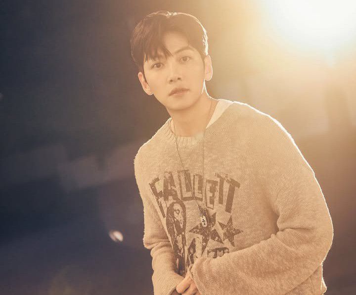 チ・チャンウクの最近の活動ショット