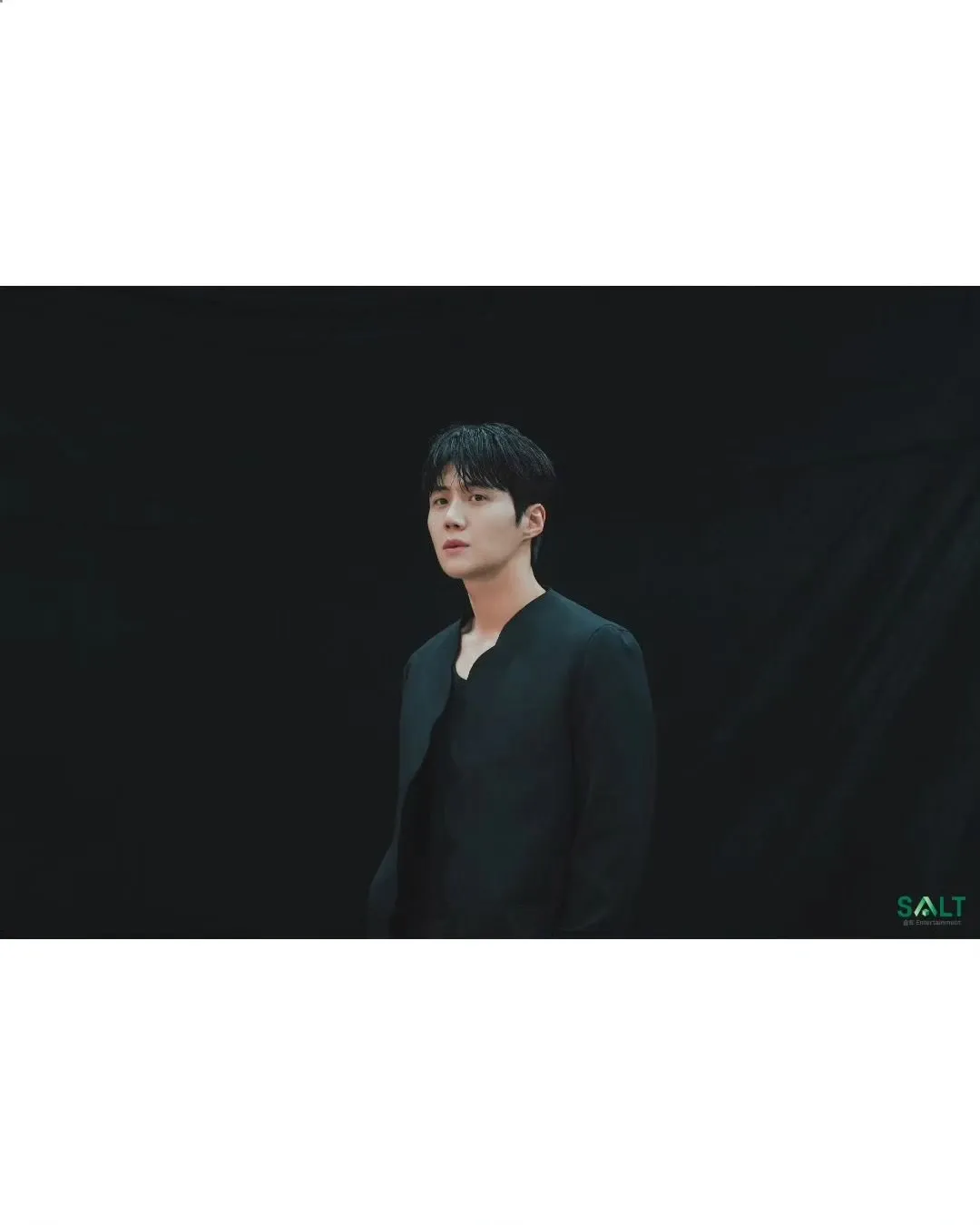 Behind-the-scenes cut of Kim Seonho