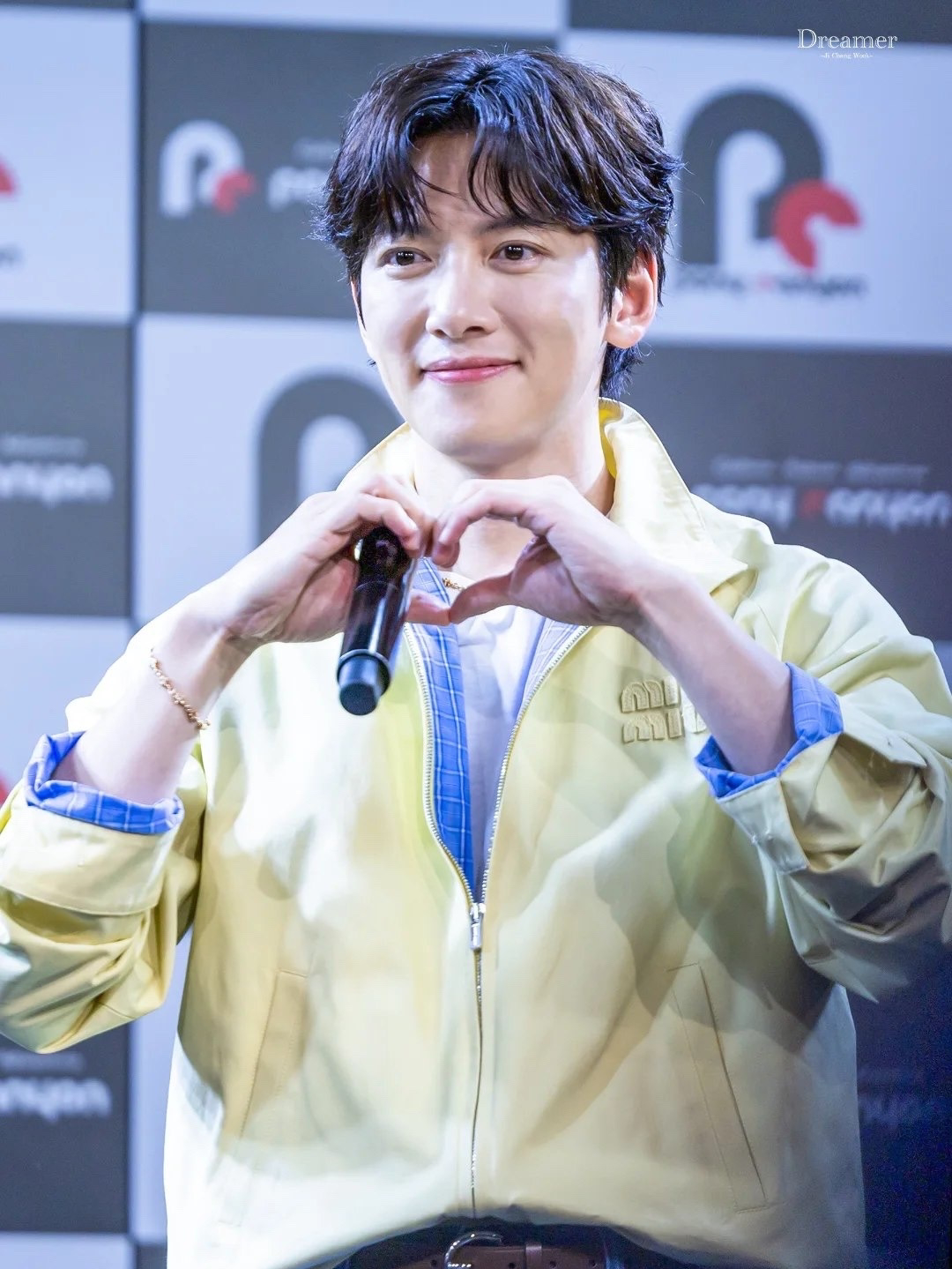 池昌旭的最新照片