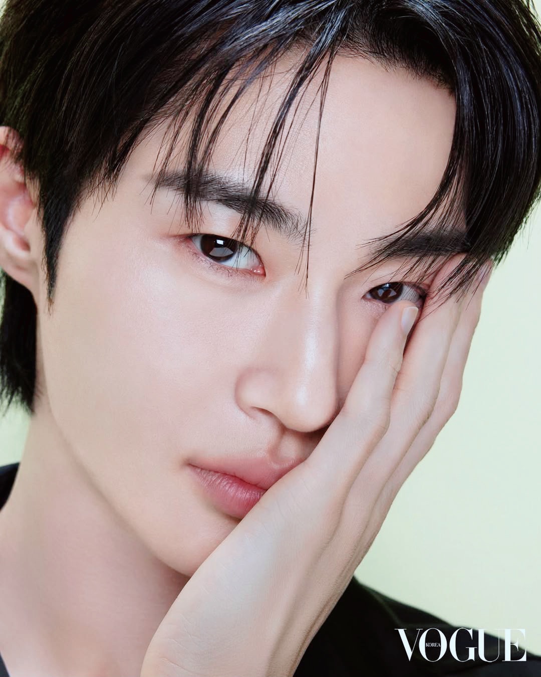 A moment captured by a fan of Byeon Wooseok