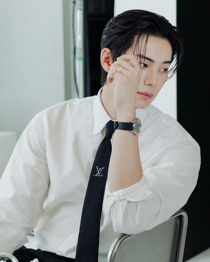 Latest photo of Lee Chaemin