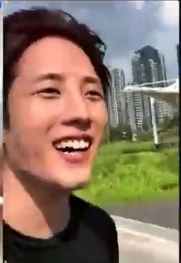 金俊賢的幕後花絮