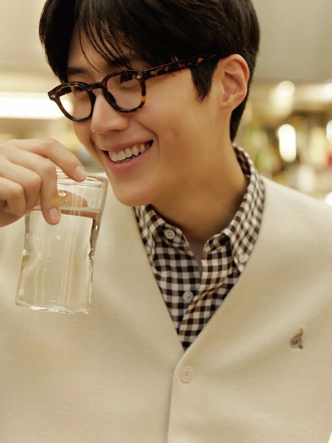 Recent activity shot of Kim Seonho