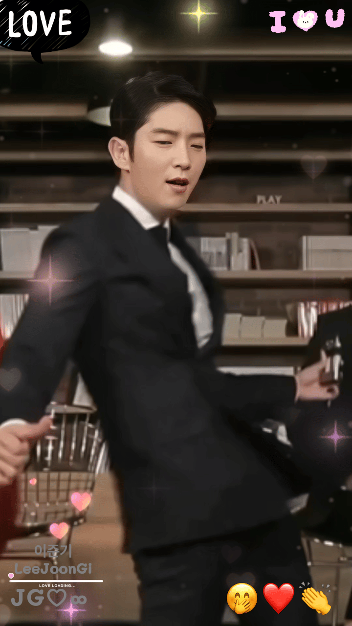 Latest photo of Lee Joongi