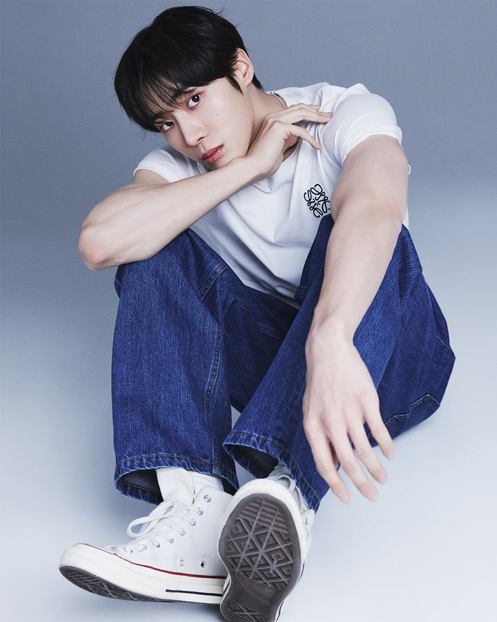 Behind-the-scenes cut of Choo Youngwoo