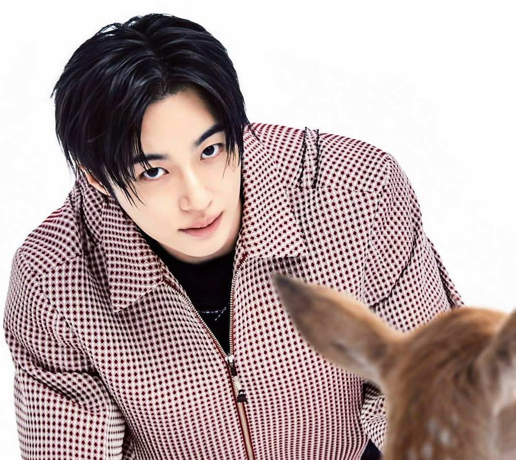 Behind-the-scenes cut of Byeon Wooseok