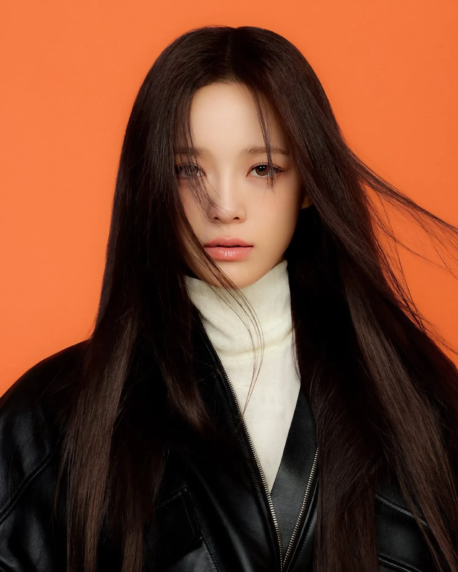 Behind-the-scenes cut of Kim Sejeong