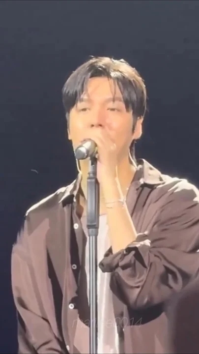 Today's popular wallpaper in Lee Minho community