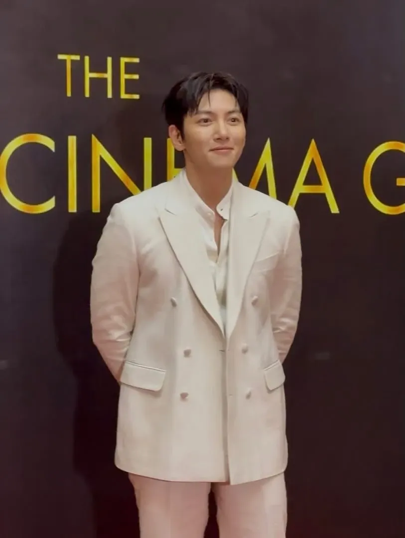 Latest photo of Ji Changwook