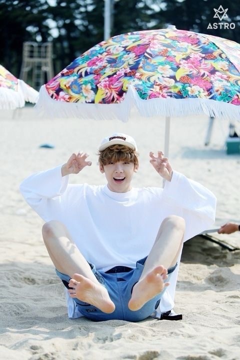 A moment captured by a fan of Yoon Sanha