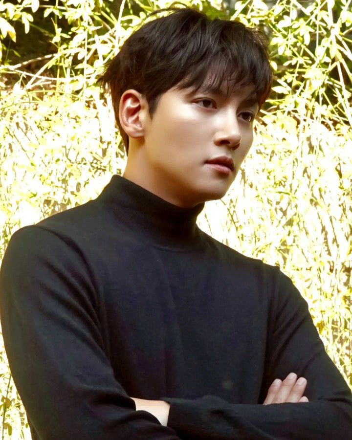 지창욱 최근 활동샷