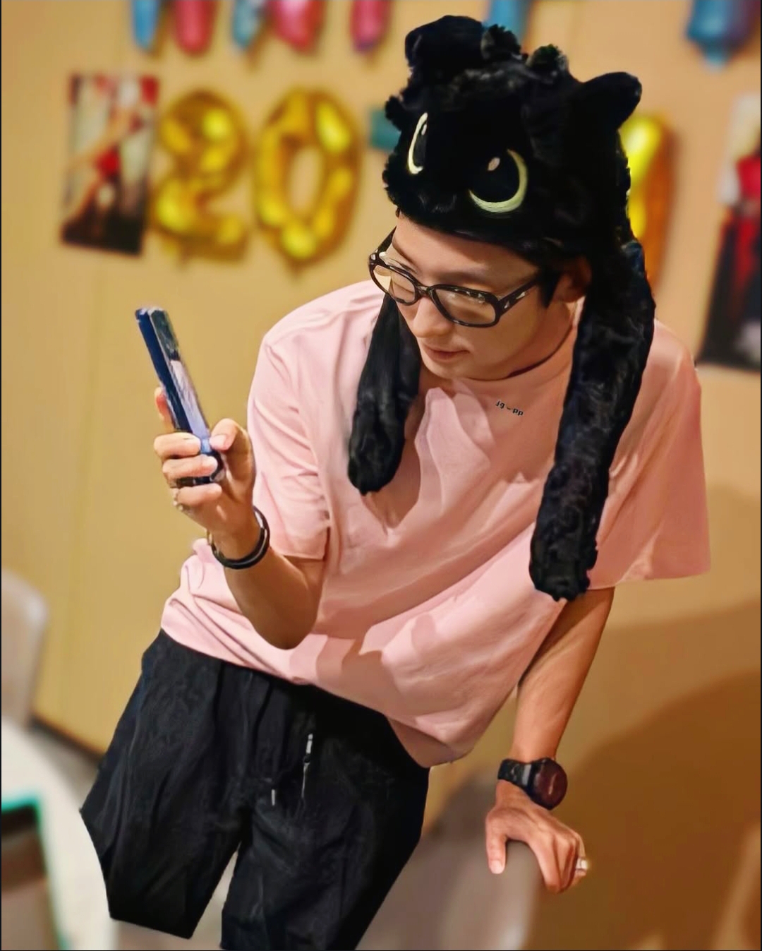 Recent activity shot of Lee Joongi