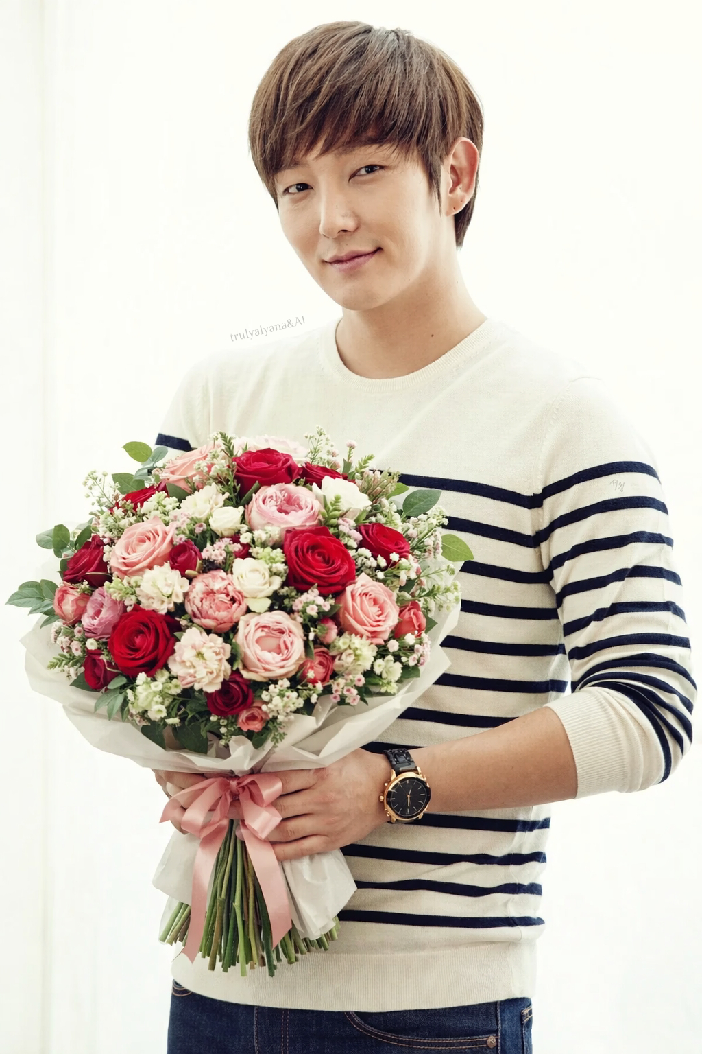 A moment captured by a fan of Lee Joongi