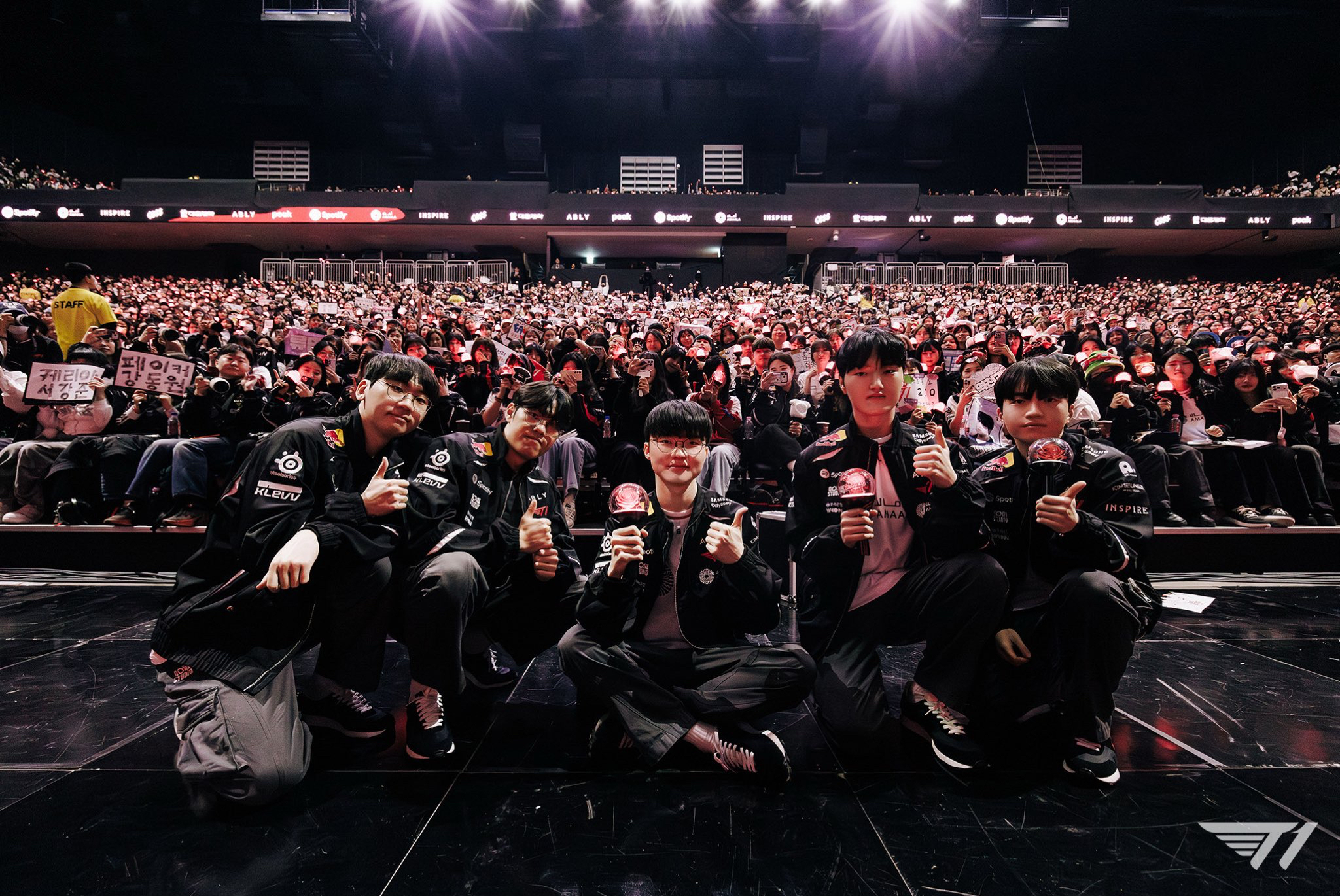 Behind-the-scenes cut of Faker