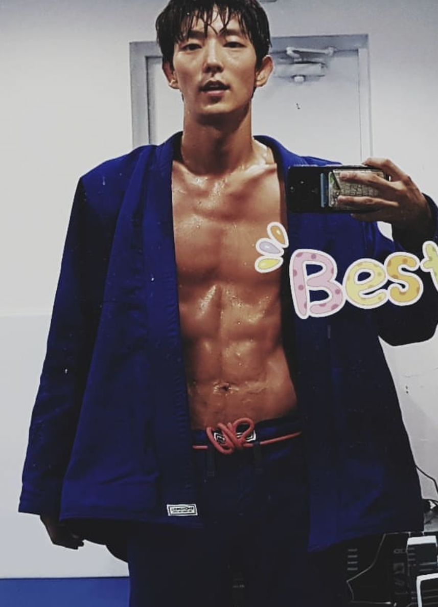 Momen yang diabadikan oleh penggemar Lee Joongi