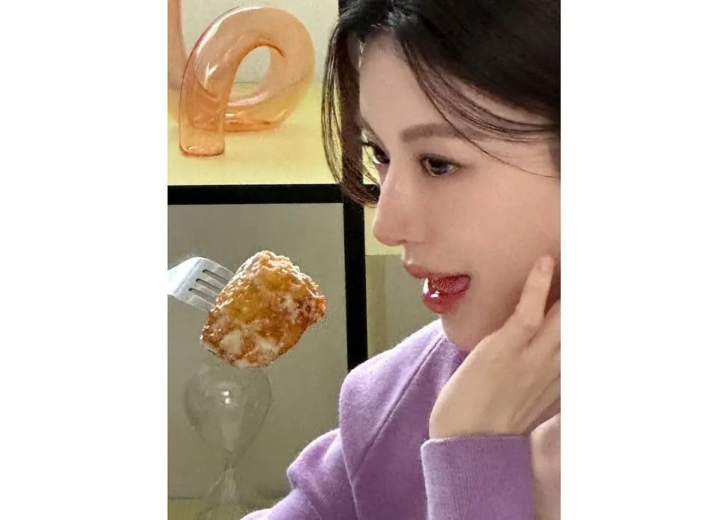 A moment captured by a fan of Go Younjung