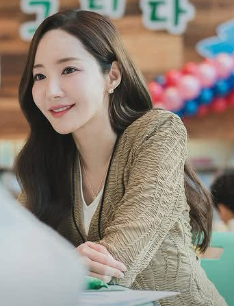Recent activity shot of Park Minyoung