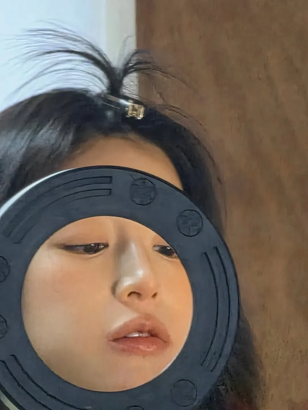 Behind-the-scenes cut of Go Younjung