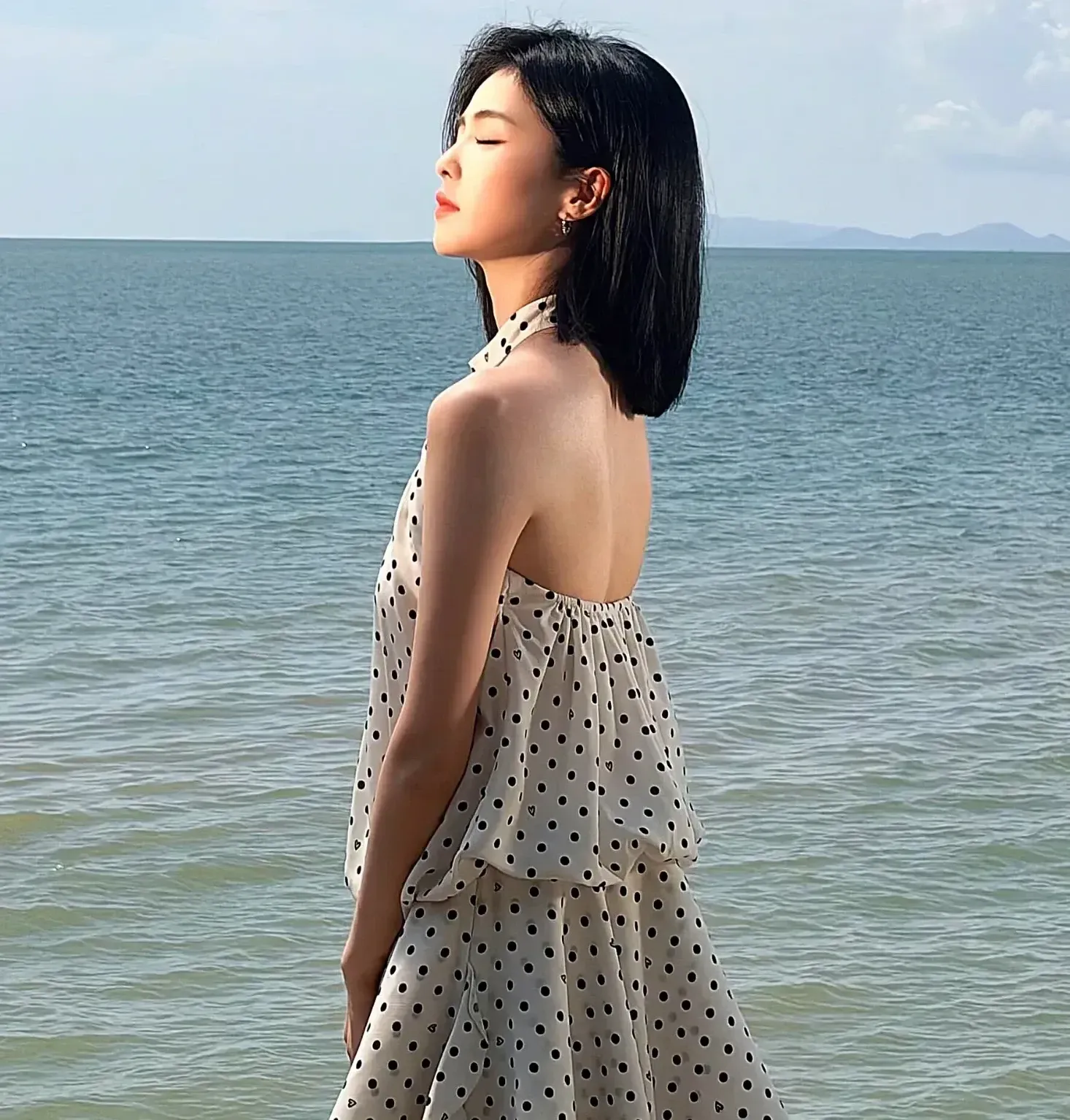 Behind-the-scenes cut of Bai Lu