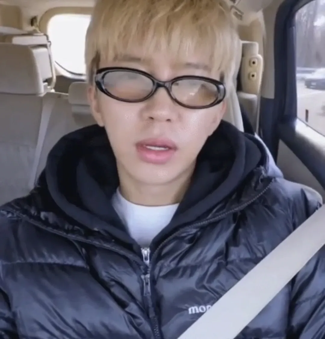 임영웅의 비하인드 컷