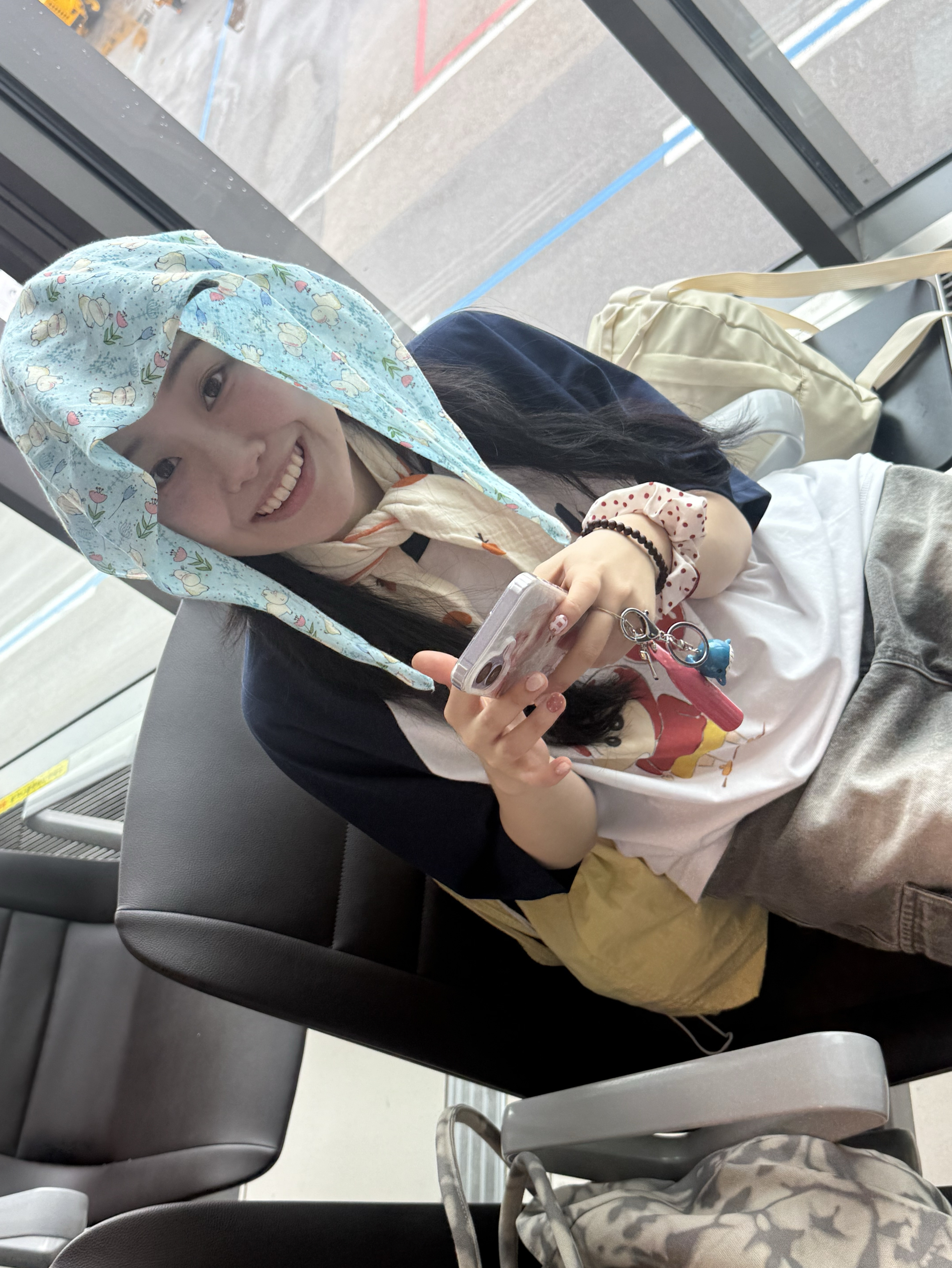 Recent activity shot of Hong Seongyun