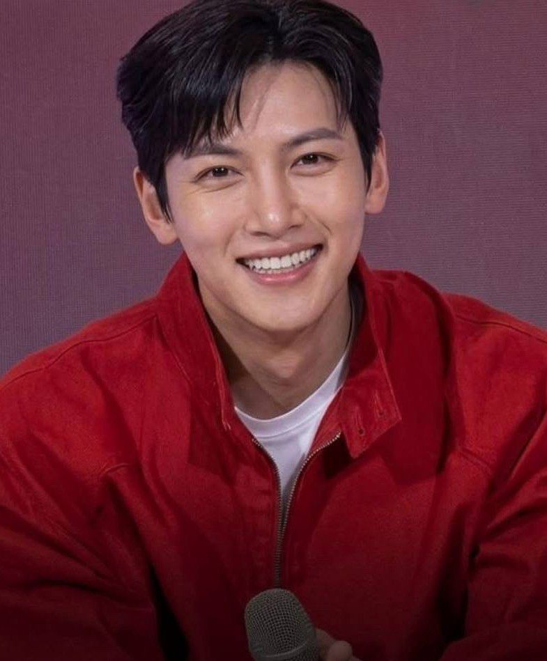 Recent activity shot of Ji Changwook