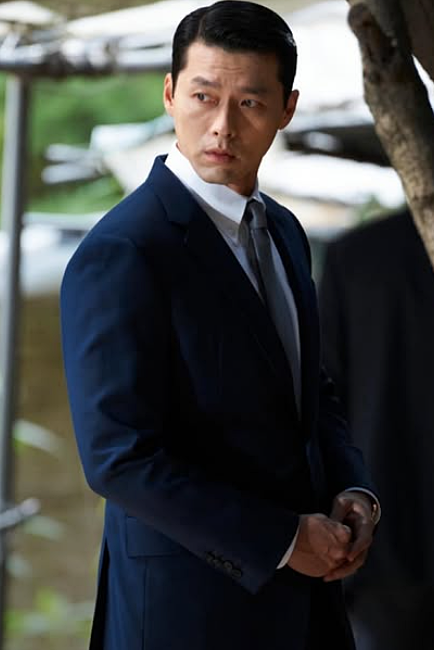 Momen yang diabadikan oleh penggemar Hyun Bin