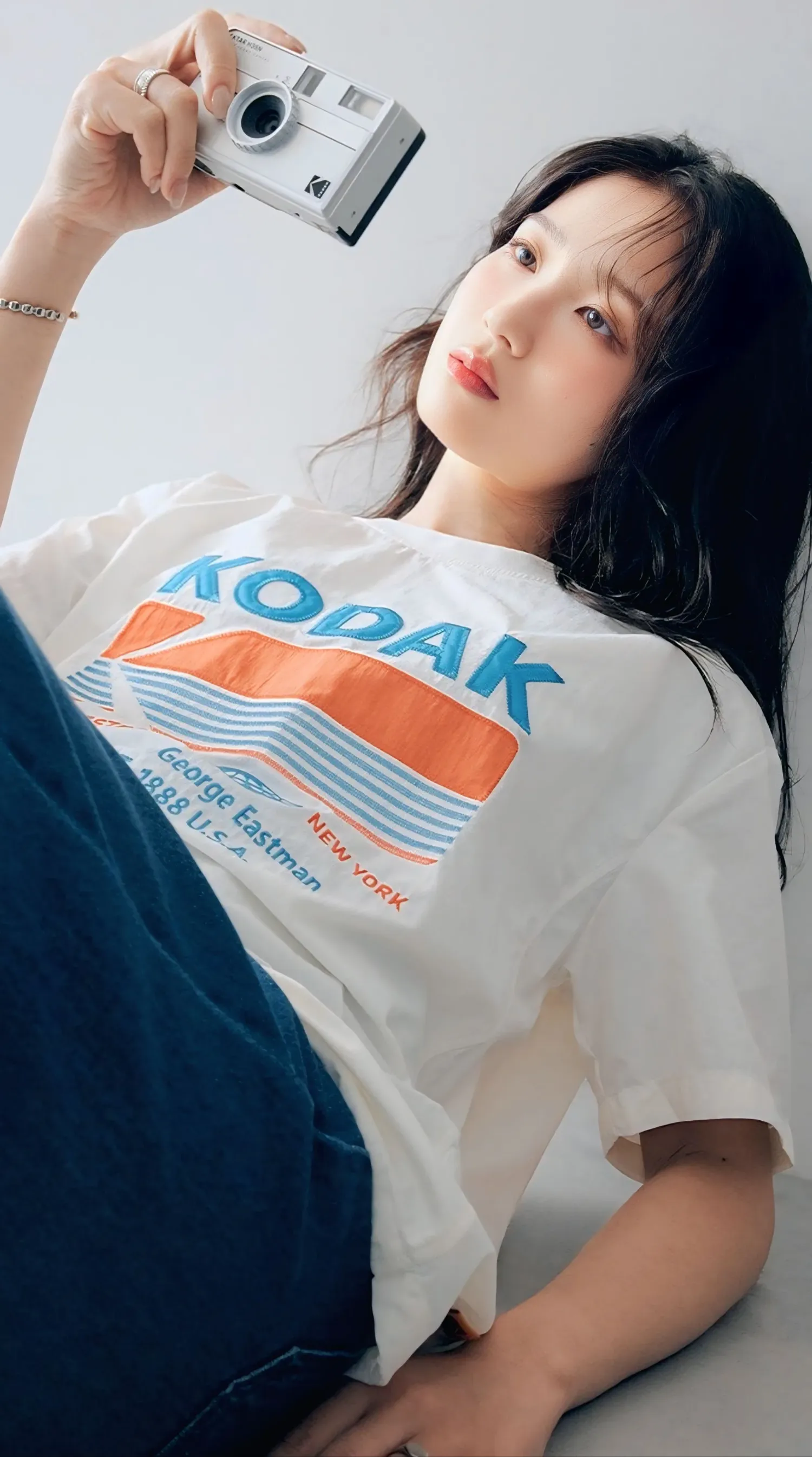 최애돌셀럽 팬덤이 추천하는 김혜윤 배경 이미지