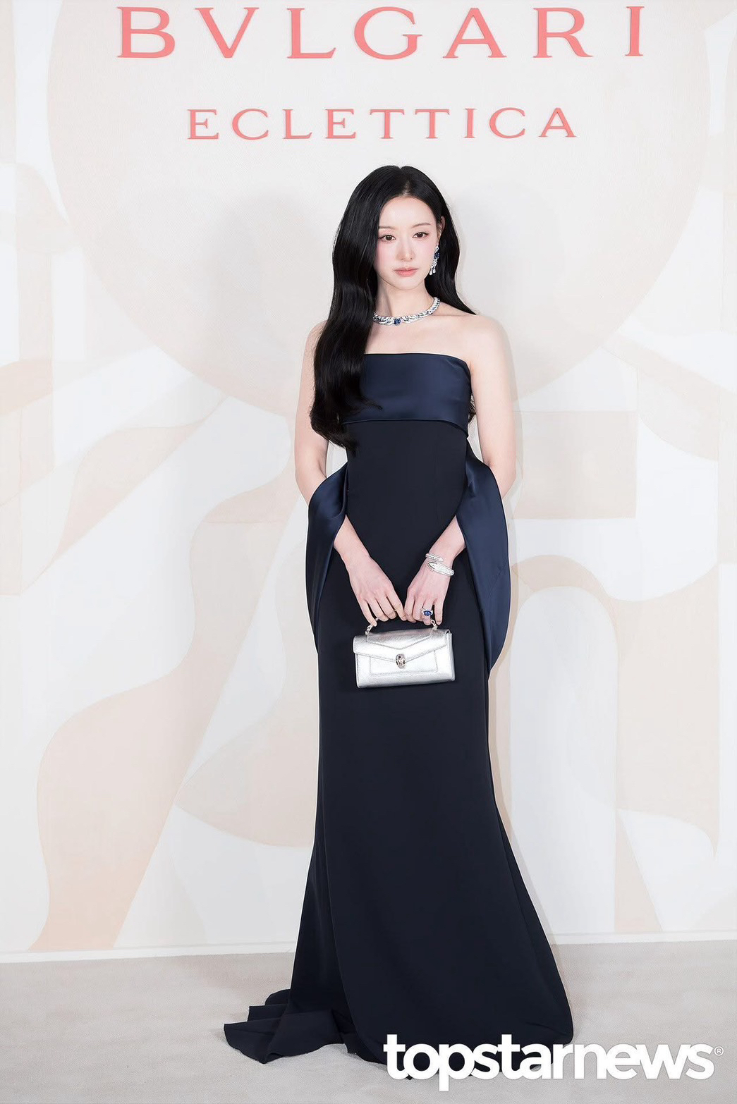 Recent activity shot of Kim Jiwon