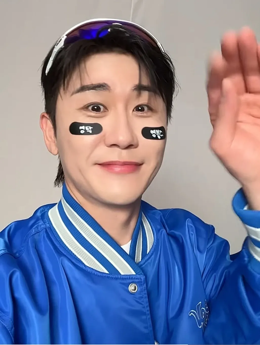 영탁의 비하인드 컷