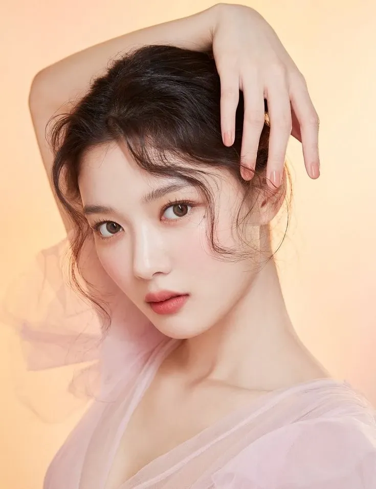 Recent activity shot of Kim Youjung