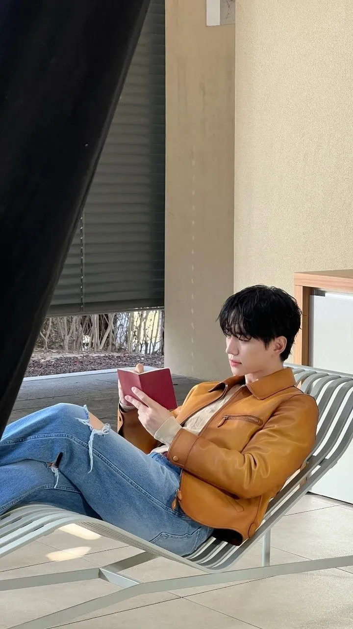 Foto kegiatan terbaru dari Lee Junho