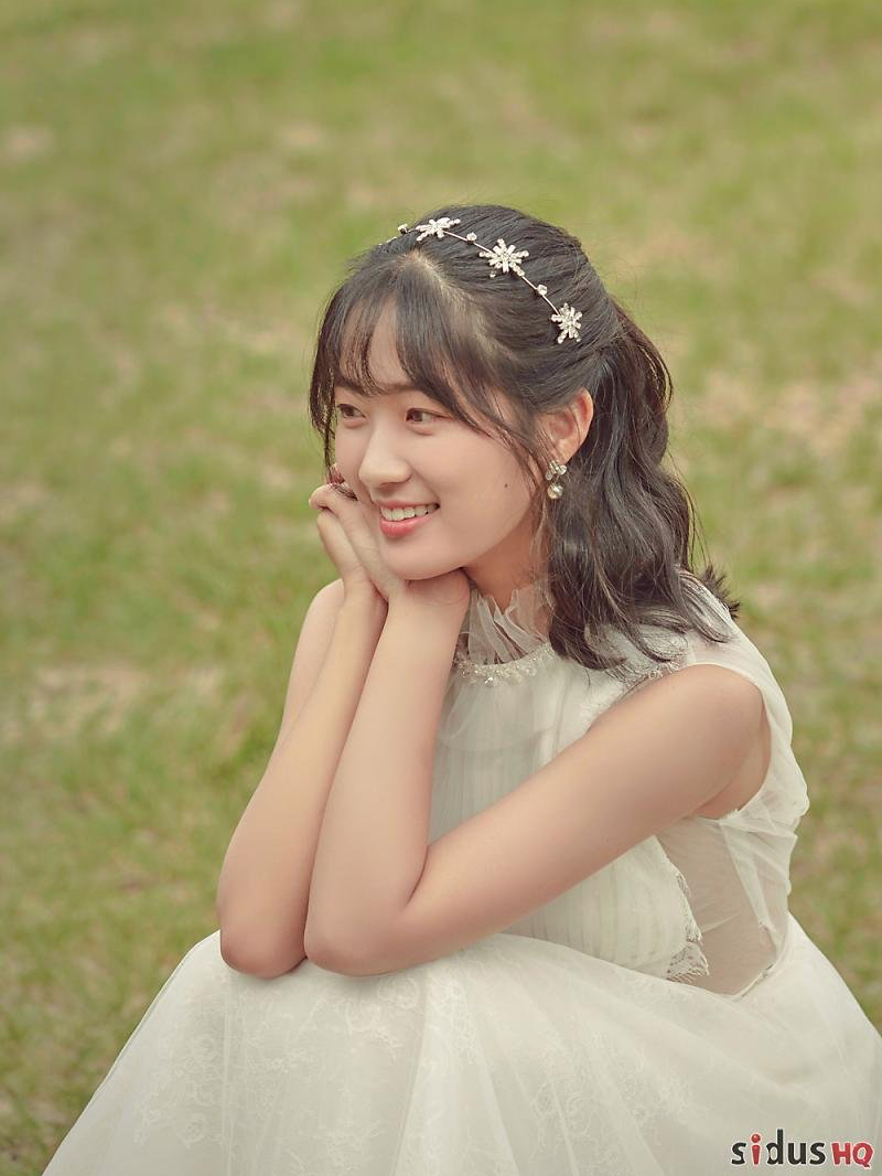 Latest photo of Kim Hyeyoon