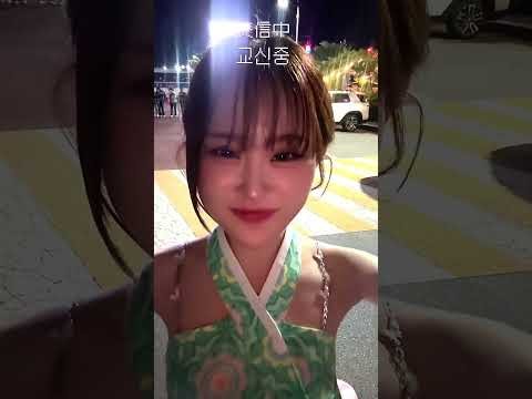 Momen yang diabadikan oleh penggemar Kim Dahyun