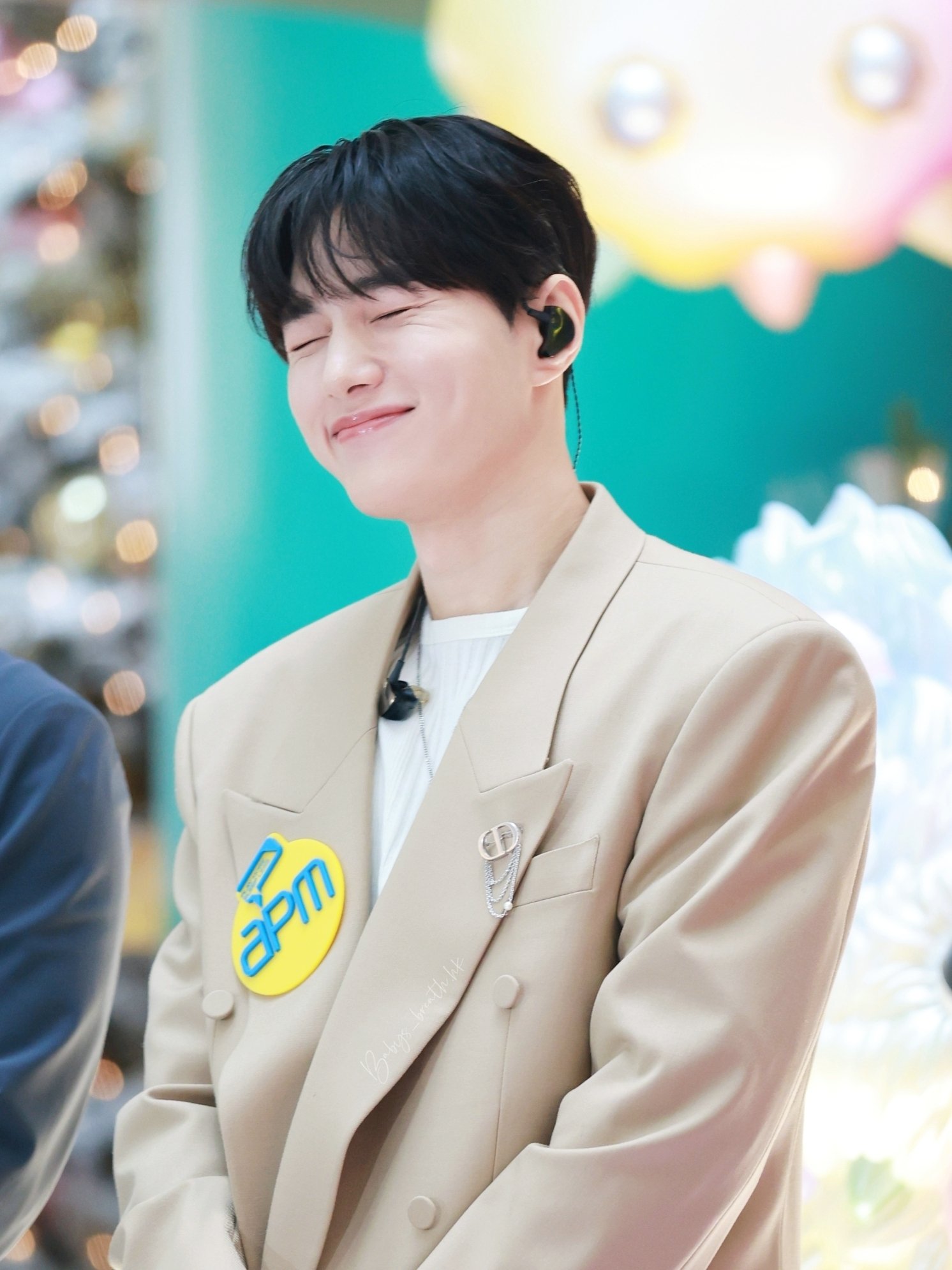 Latest photo of Kim Myungsoo (L)