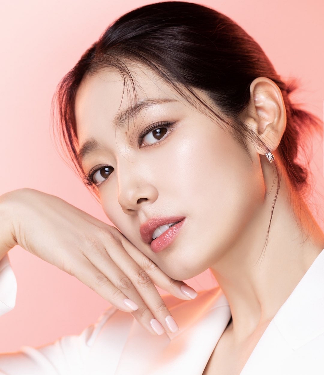 パク・シネの最新写真