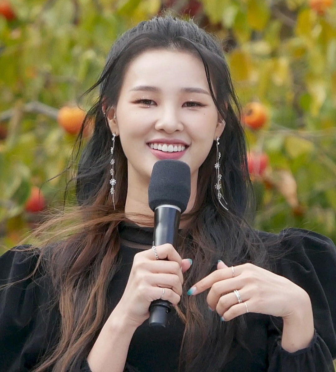 A moment captured by a fan of Hwang WooLim