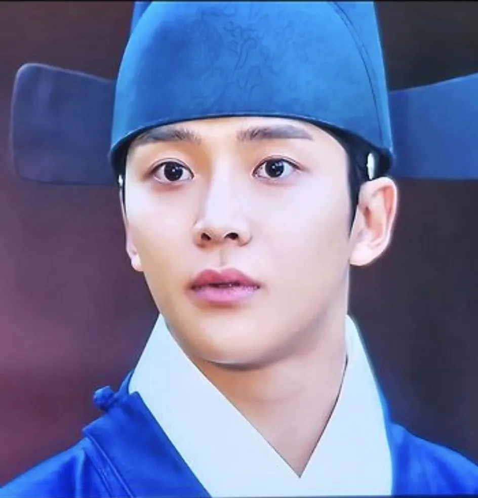 Momen yang diabadikan oleh penggemar Rowoon
