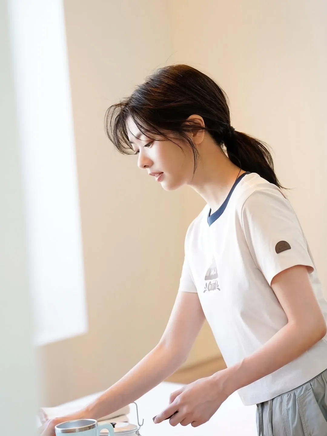 Behind-the-scenes cut of Jung Somin