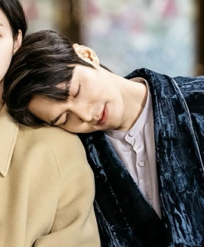 Behind-the-scenes cut of Lee Minho