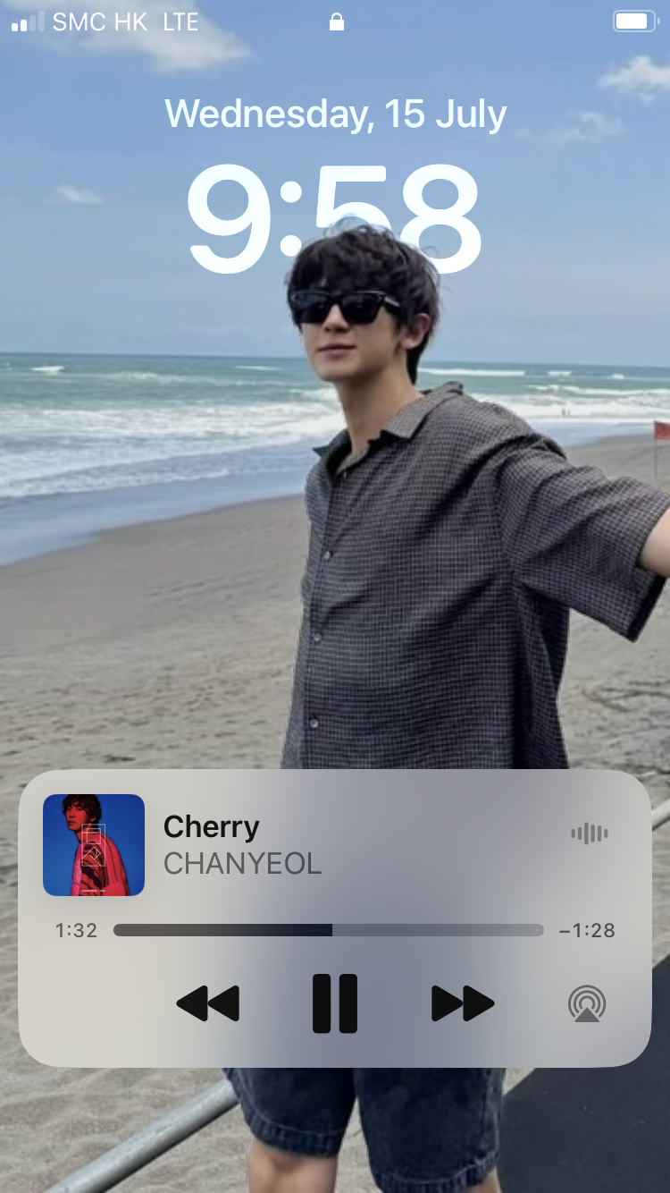 Today's popular wallpaper in Chanyeol community