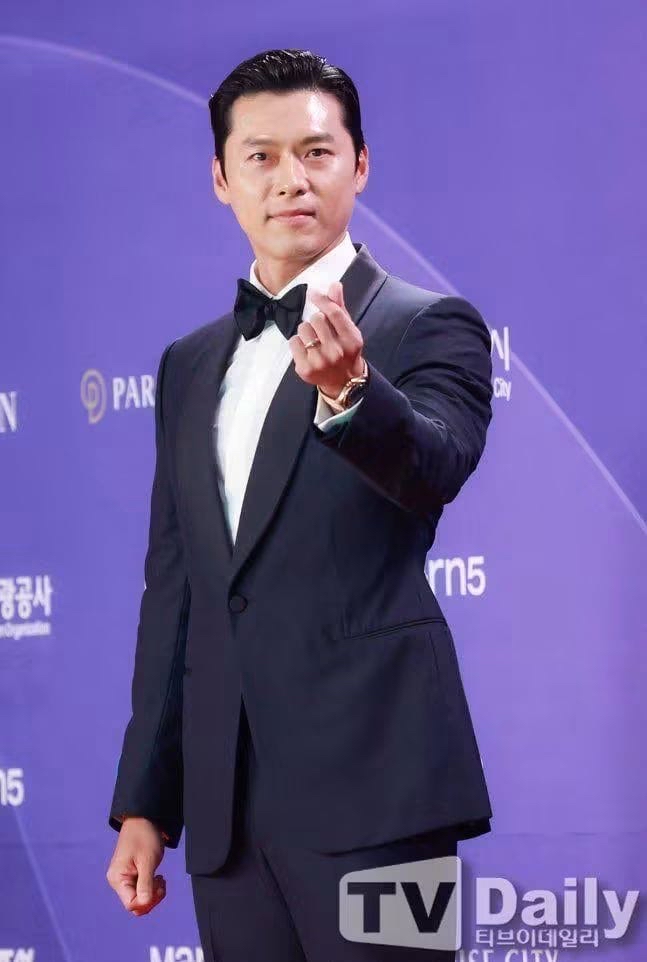 Foto terbaru dari Hyun Bin