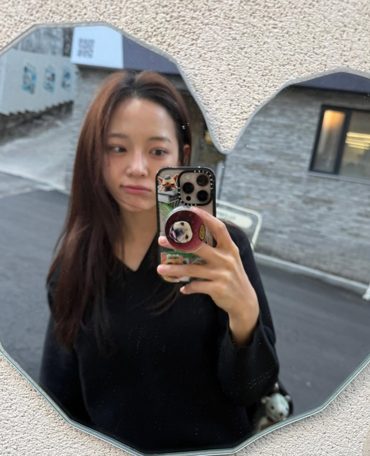 A moment captured by a fan of Kim Sejeong