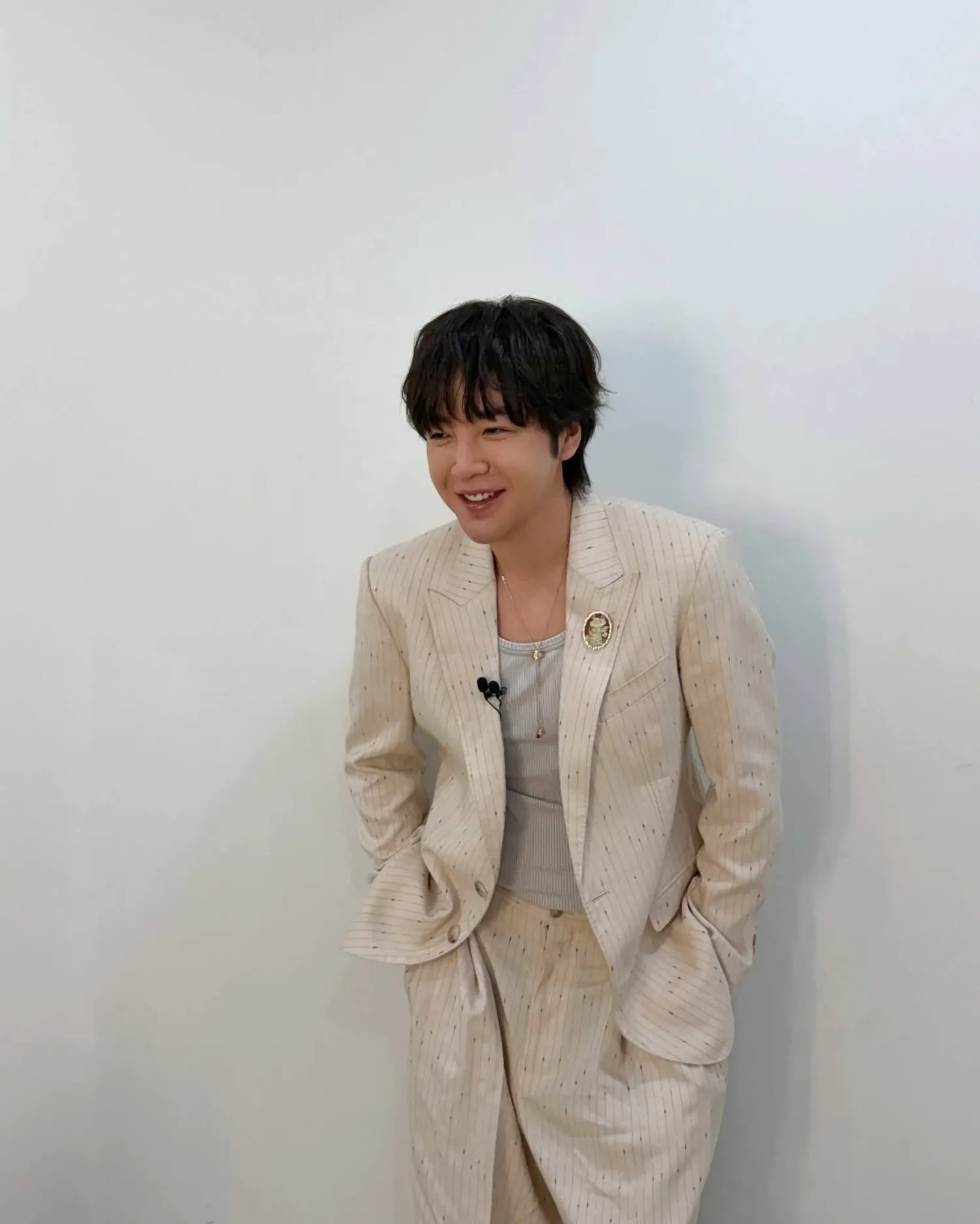 Behind-the-scenes cut of Jang Geunsuk