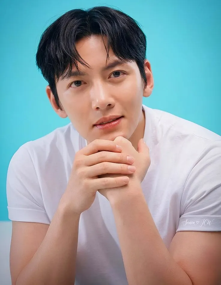 A moment captured by a fan of Ji Changwook