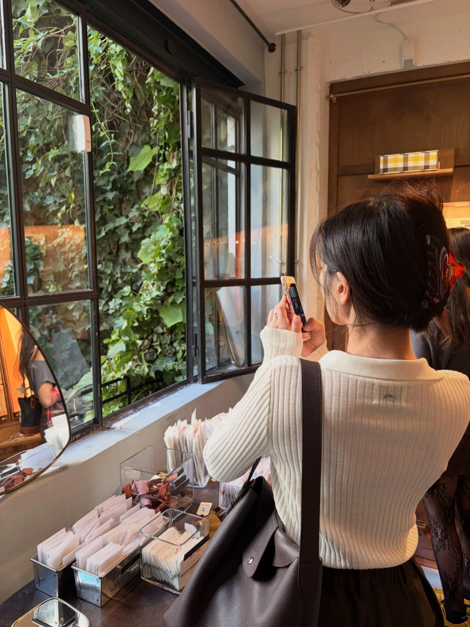 A moment captured by a fan of Jung Somin