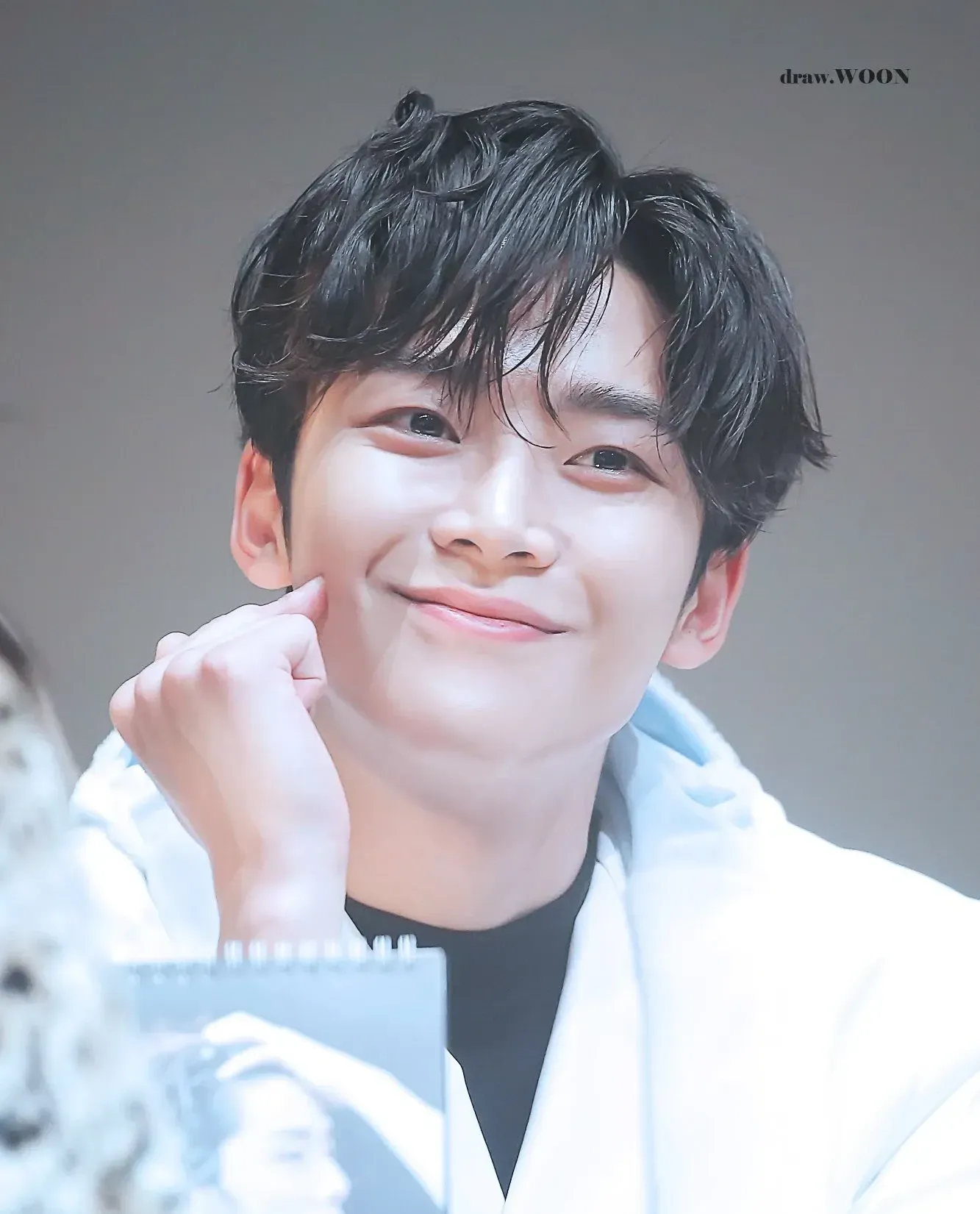 Foto kegiatan terbaru dari Rowoon